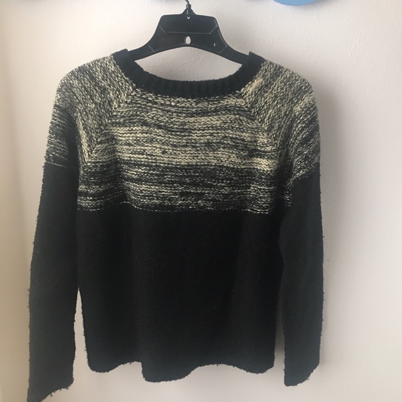 knit sweater - Picture 2 of 3